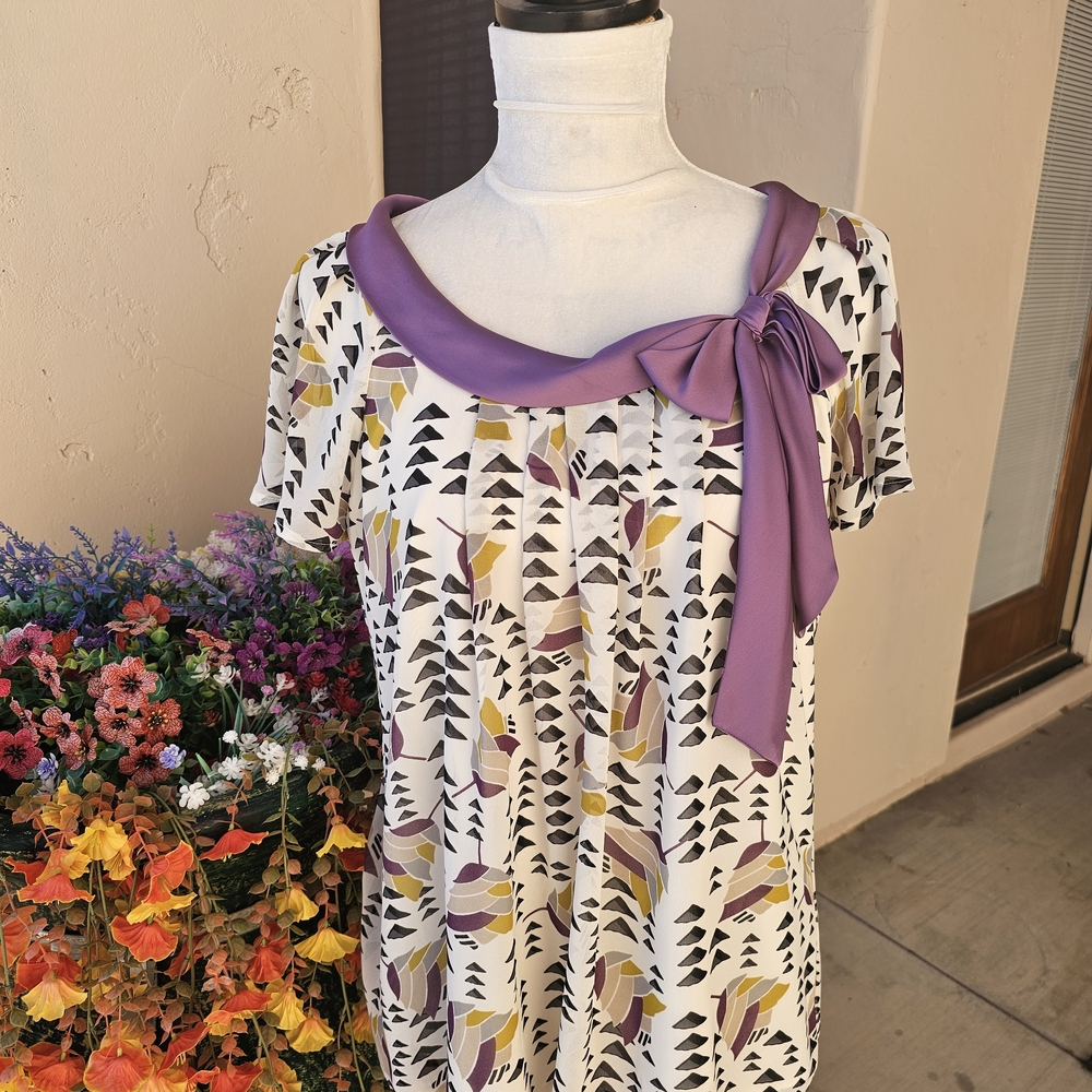 Pullover Side Bow Geomeric Print Top By Worthington Size Med